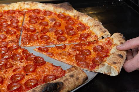 Checkerboard pizza - 